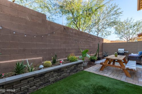 5310 Chisum Trl, Phoenix AZ  85083-6356 exterior