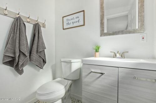 4550 25th St, Tucson AZ  85711-5719 exterior