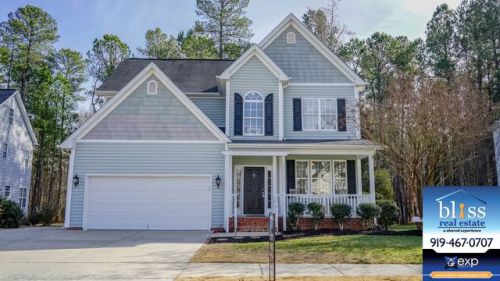 319 Chapel Valley Ln, Apex NC  27502-4676 exterior