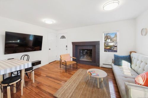 17 State St, Middletown NY 10940-6707 exterior