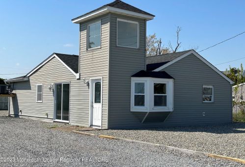 1609 Daytona Rd, Lacey, NJ 08731-5012