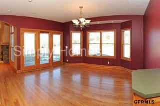 1497 Kameo Dr, Omaha NE  68122-5086 exterior