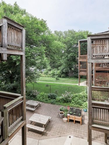 1228 54th St, Chicago IL  60615-5202 exterior