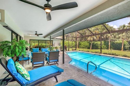 2201 Noble Ct, Naples FL 34110-1023 exterior