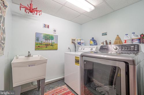 3 War Admiral Ln, Media PA 19063-5238 exterior