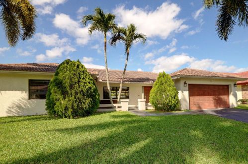 10066 Crosswind Rd, Boca Raton, FL 33498-4738