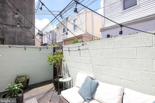 810 Judson St, Philadelphia PA 19121-2036 exterior