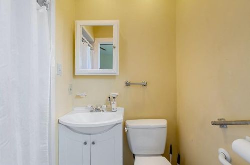 3163 Ashlyn St, Pittsburgh PA 15204-1705 exterior