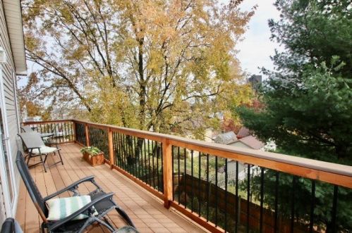 253 Republic St, Pittsburgh PA 15211-1032 exterior