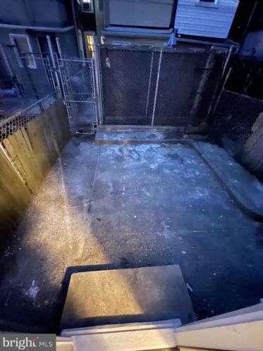 2904 Aramingo Ave, Philadelphia PA  19134-4303 exterior