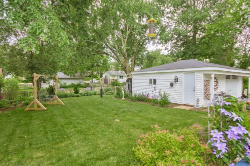 8609 Acorn Path, Bull Valley IL 60097-8872 exterior