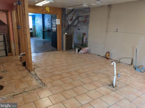 2029 Ellsworth St, Philadelphia PA 19146-3010 exterior