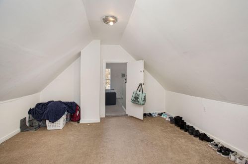 1114 Hamilton Ave, Grand Rapids MI 49504-4219 exterior