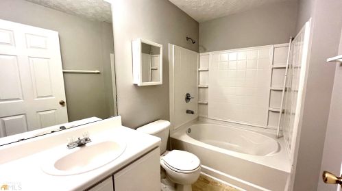 3304 Par 3 Way, Lithonia GA 30038-1816 exterior