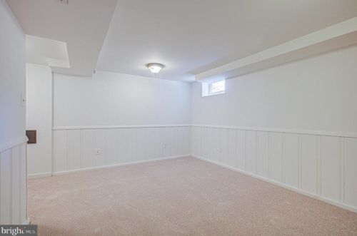 6918 Westhampton Dr, Alexandria VA 22307-1528 exterior