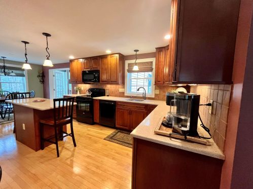 23 Styles Dr, Concord NH 03301-8637 exterior