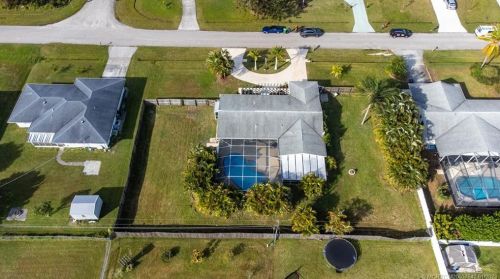 765 Byron St, Fort Pierce, FL 34983-1921