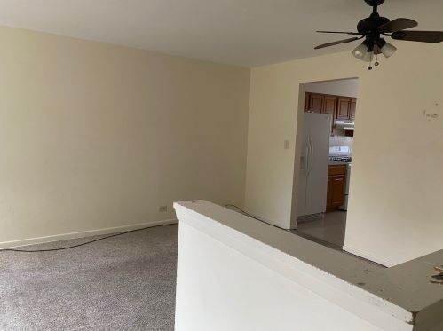 7916 Lawrence Ave, Chicago, IL 60706-3292