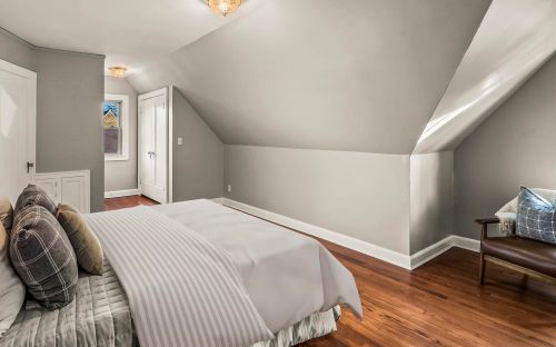 4426 Ardmore Ave, Milwaukee WI 53211-1112 exterior