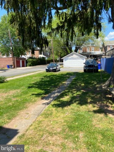 1 4th St, Pottstown PA  19464-5275 exterior