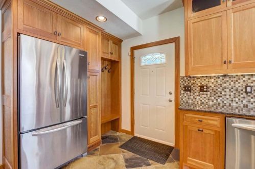 2119 Mound St, Milwaukee WI  53207-1331 exterior