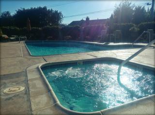 17275 Mcfadden Ave, Tustin CA  92780-5507 exterior