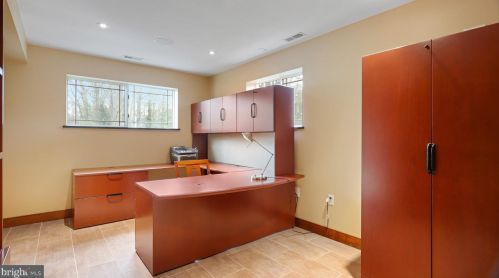 4512 Dolphin Ln, Alexandria VA 22309-3110 exterior