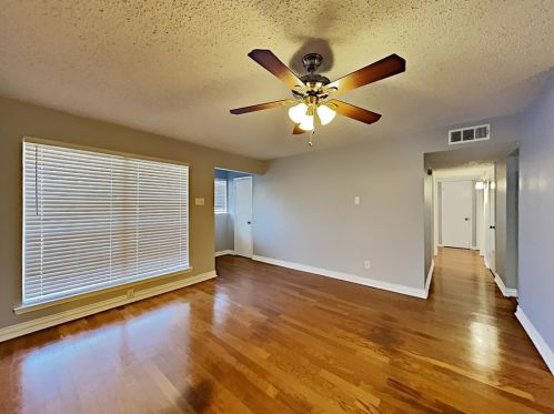 2936 Candlewick Ln, Dallas TX  75234-3610 exterior