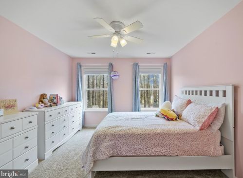 1690 Heather Ln, Huntingtown MD 20639-4109 exterior