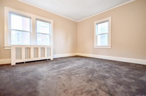 310 Collins Ave, Mount Vernon NY 10552-1002 exterior