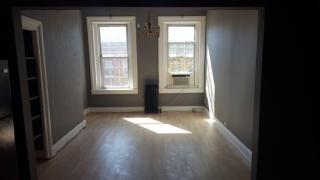 917 Calvert St, Baltimore MD  21202-3747 exterior