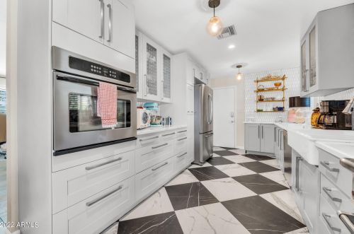 2008 Edgemont Ave, Phoenix AZ  85009-1944 exterior