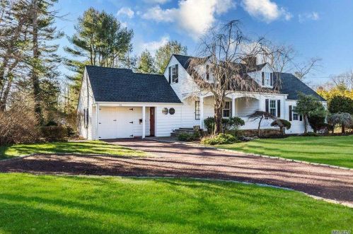 55 Albermarle Ave, Huntington Station, NY 11746-2026