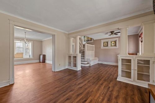 5812 De Giverville Ave, Saint Louis MO 63112-1617 exterior