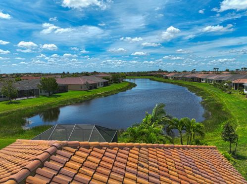 9601 Royal Poinciana Dr, Fort Pierce FL  34987-2508 exterior