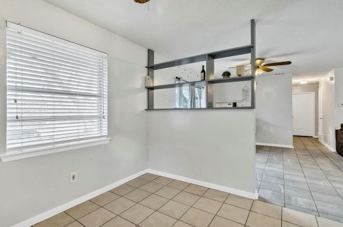 4013 Rainier St, Irving TX 75062-7208 exterior