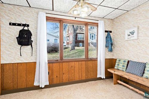 1219 5 St, Duluth MN 55806-2336 exterior