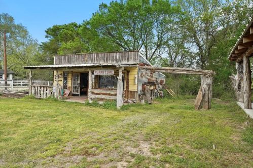 20882 Fm 359 Rd, Hempstead TX  77445-8210 exterior