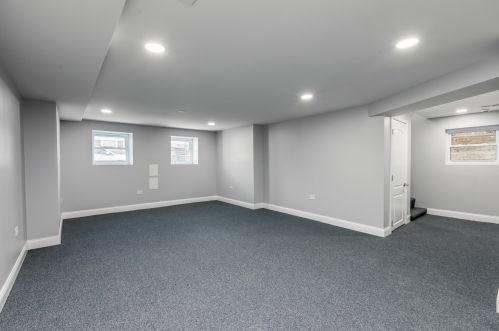 5410 Kimball Ave, Chicago IL  60625-4620 exterior