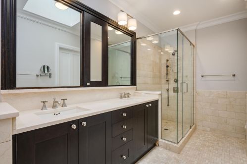 1121 Lill Ave, Chicago IL 60614-2107 exterior