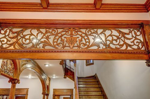 4942 Ellis Ave, Chicago, IL 60615-2708