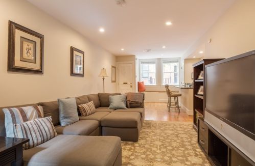 102 Myrtle St, Boston MA exterior