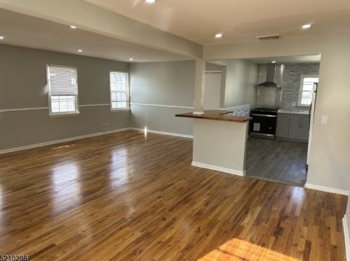 59 Wolf Pl, Industrial Hillside NJ  07205-1025 exterior