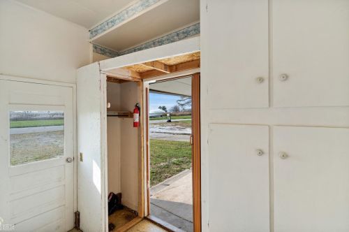 6334 Marina Dr, Algonac MI 48001-4212 exterior