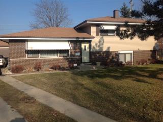 748 Evans Ct, Dolton, IL 60419-2115