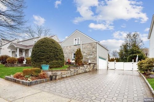 136 Mount Vernon St, Nutley NJ  07110-2568 exterior