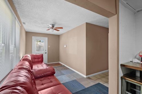 417 Mueller Ave, Saint Louis MO 63135-2538 exterior