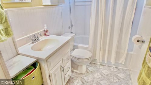 223 7 St, Red Wing MN 55066-2730 exterior