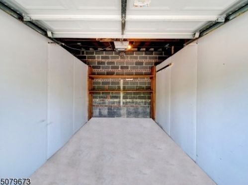 445 Morris Ave, Springfield NJ 07081-1110 exterior