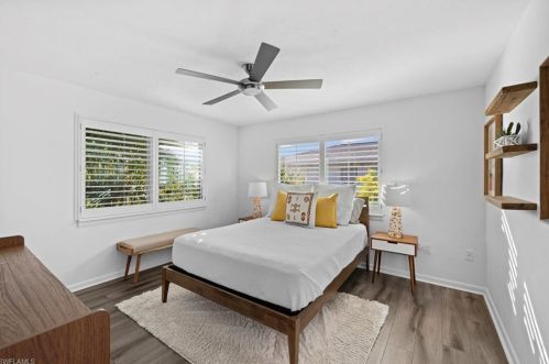 489 Cypress Way, Naples FL 34110-1107 exterior